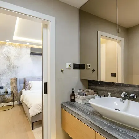 Luxury Daniela